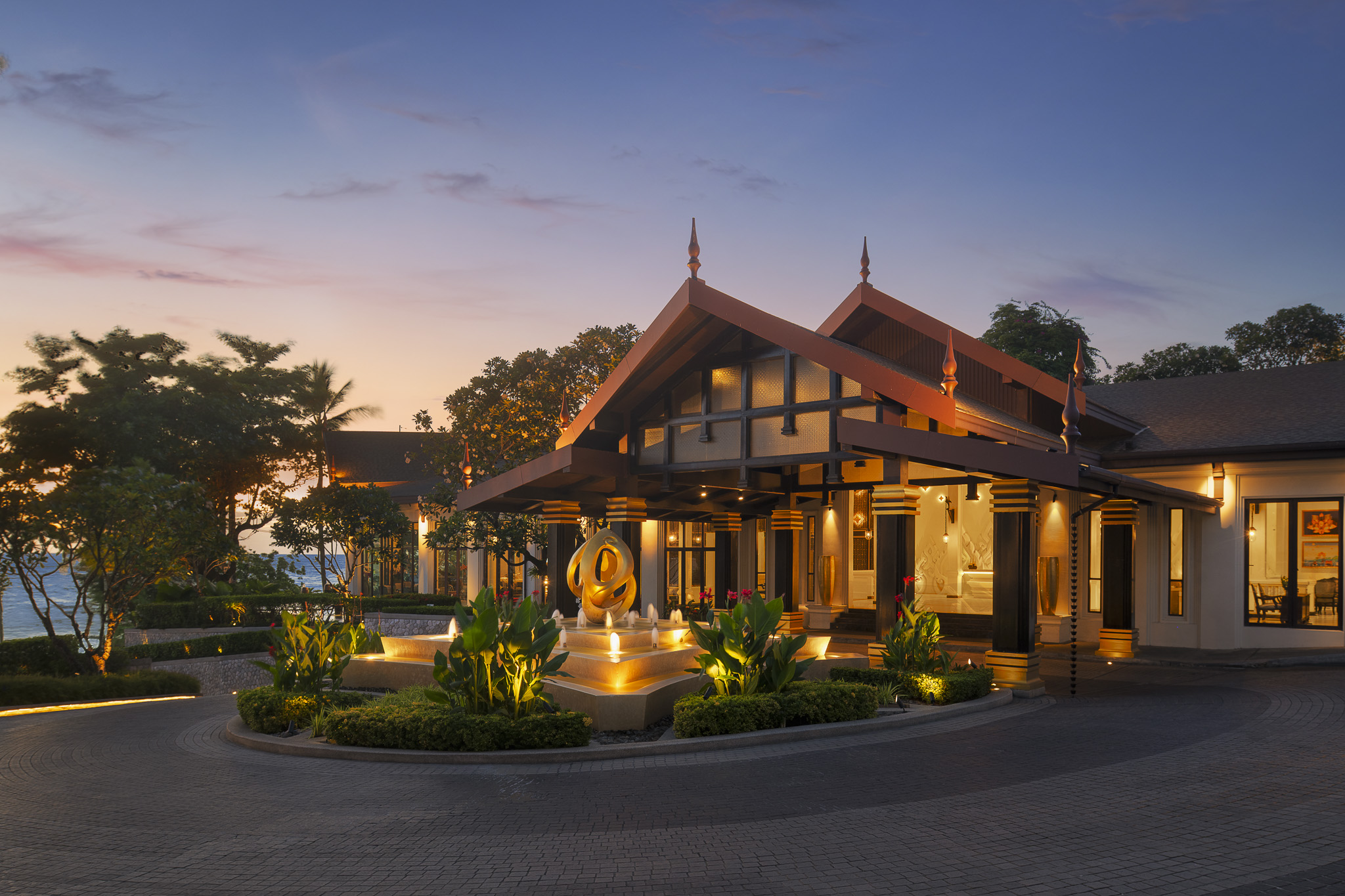 Twilight entrance at Diamond Cliff Resort & Spa Phuket